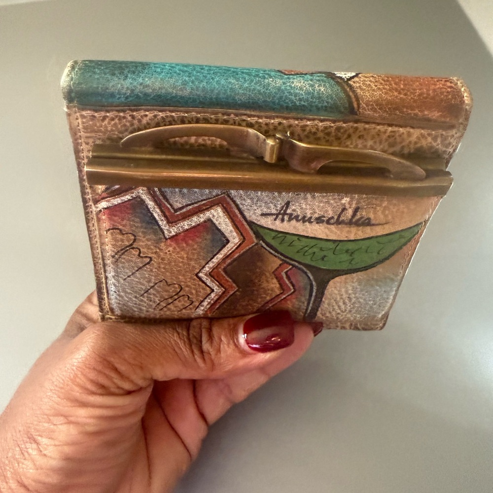 Anuschka Hand-Painted Leather Wallet – Martini Cocktail Design - Picture 2 of 11